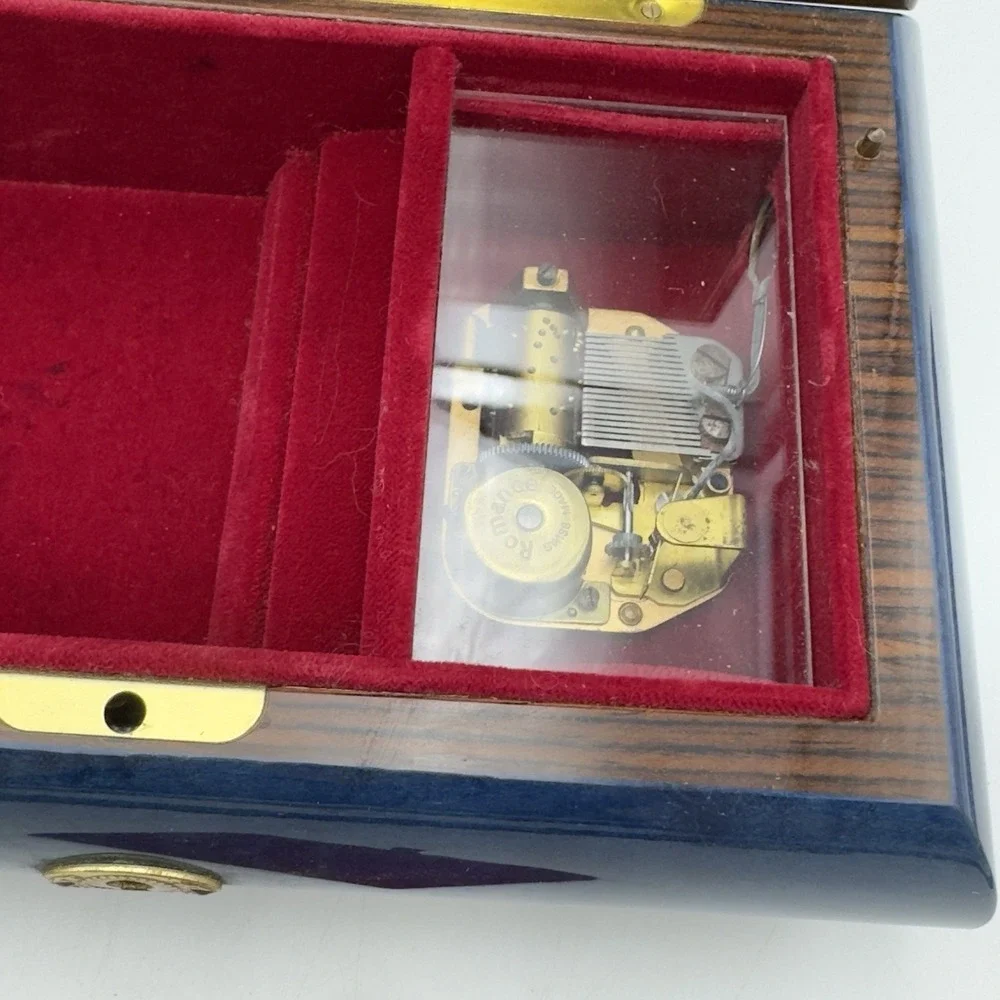 REUGE JEWELRY MUSIC BOX Wood Blue Beige Floral Inlay Italy Memory Cats Key Vtg